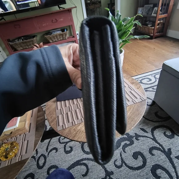 EUC Large Prada Black Leather Wallet - Picture 7 of 11